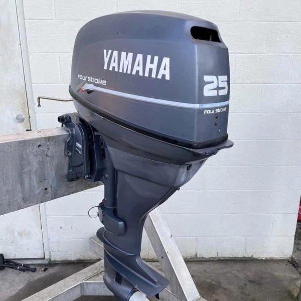 Yamaha 25HP 4 Stroke Carbureted Outboard Engine